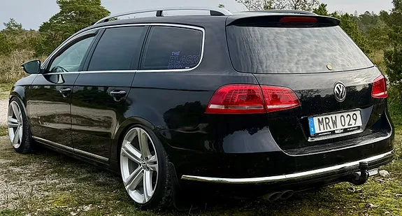 Volkswagen Passat 2012 photo 2