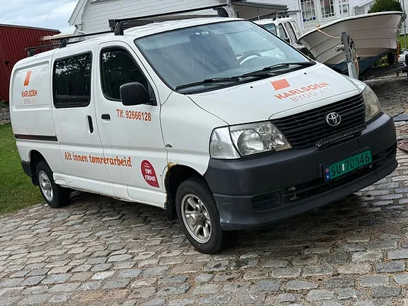 Toyota Hiace 2009 photo 5