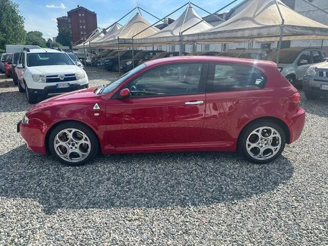 Alfa Romeo 147 2004 photo 4