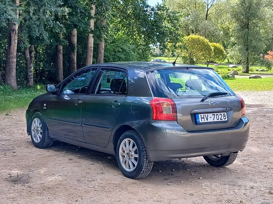 Toyota Corolla 2003 photo 3