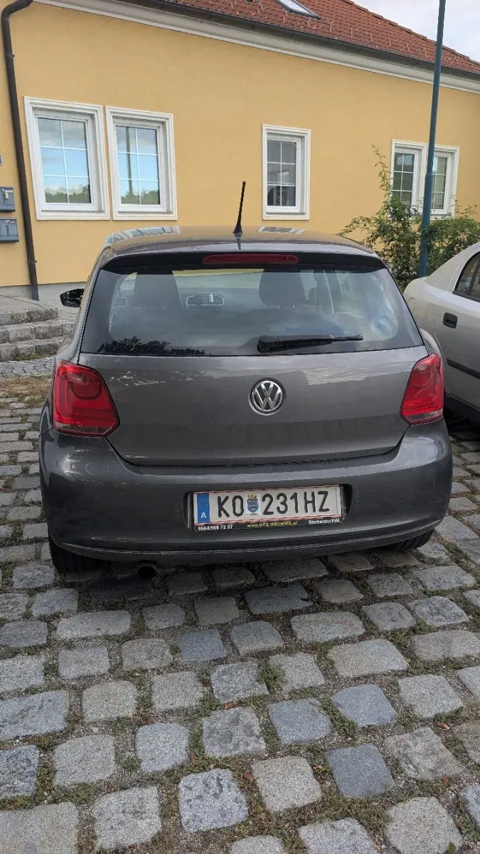 Volkswagen Polo 2011 photo 3