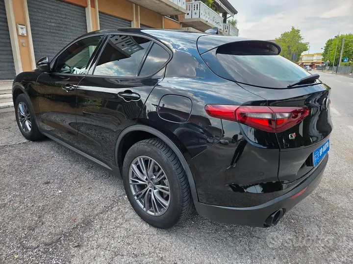 Alfa Romeo Stelvio 2018 photo 4