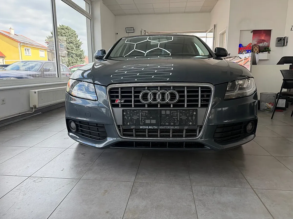 Audi A4 2009 photo 3