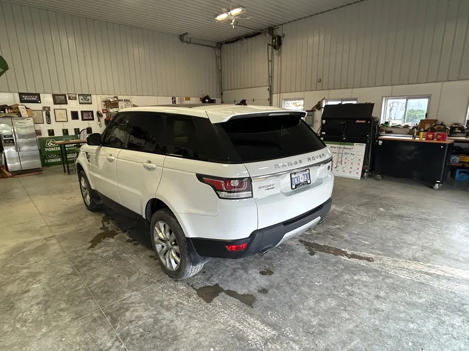 Land Rover Range Rover Sport 2016 photo 5