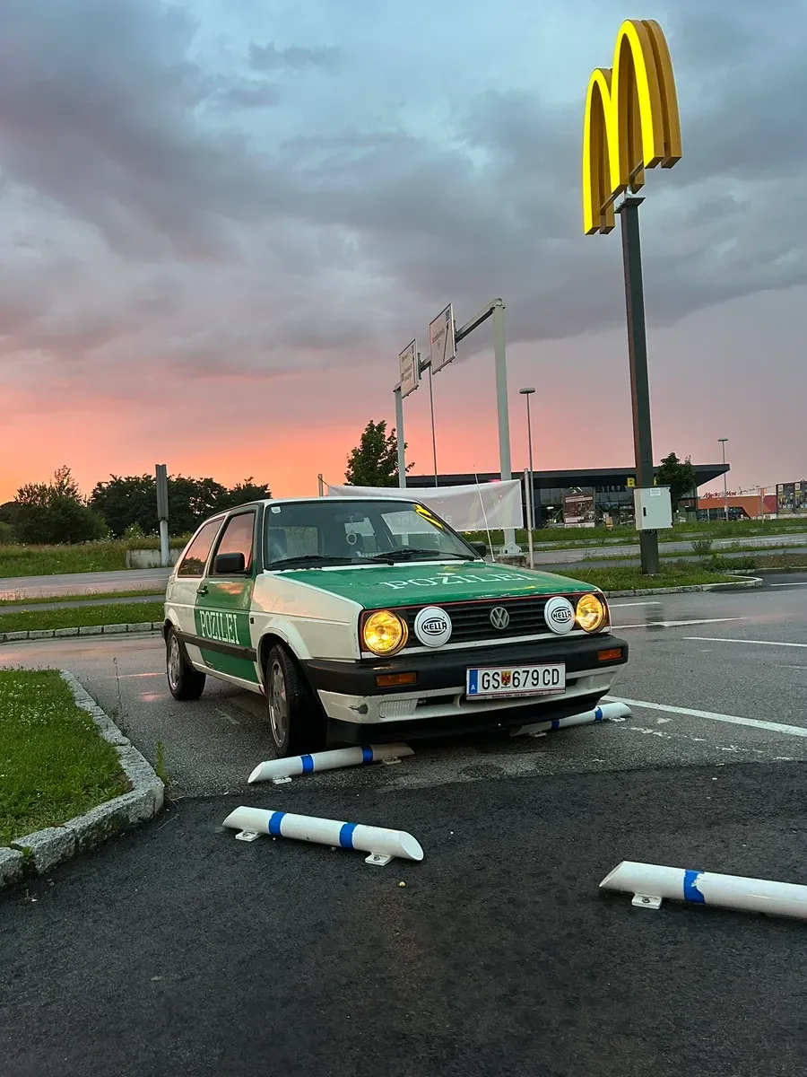 Volkswagen Golf 1989 photo 2