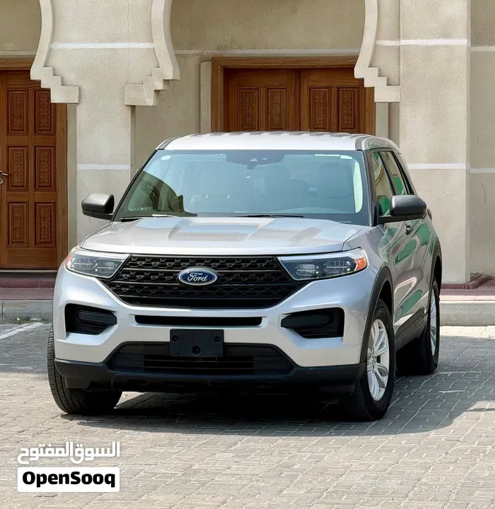 Ford Explorer 2021 photo 2