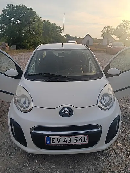 Citroen C1 2013 photo 2
