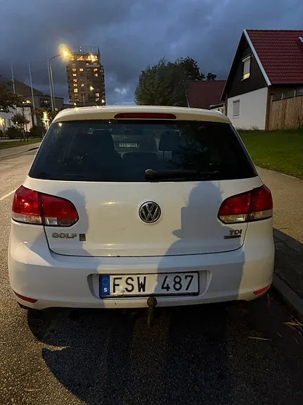 Volkswagen Golf Vi 2011 photo 2