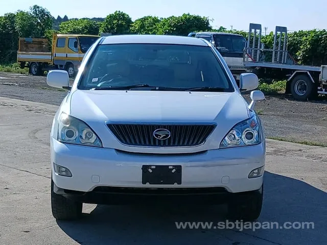 Toyota Harrier 2006 photo 2