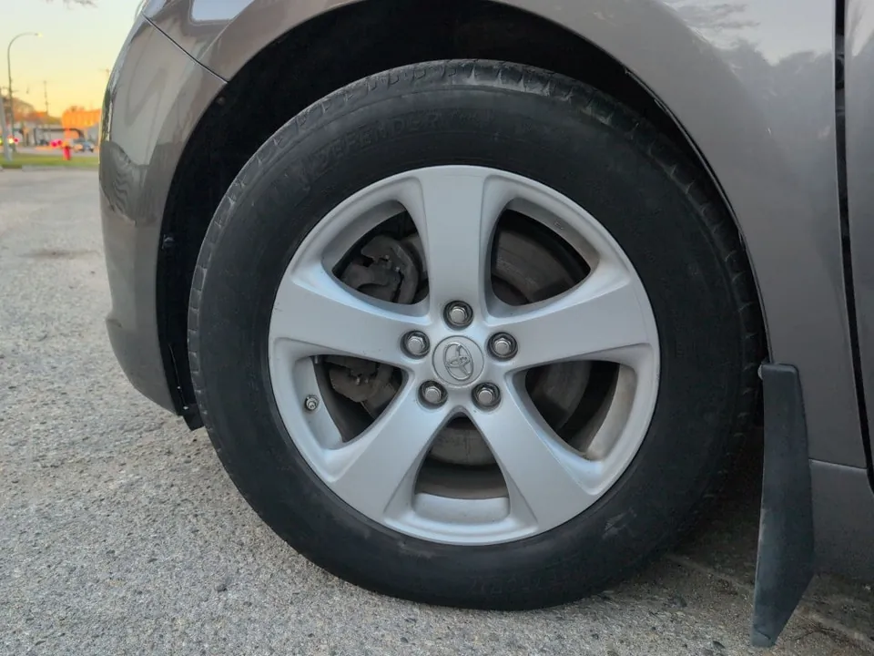 Toyota Sienna 2017 photo 2