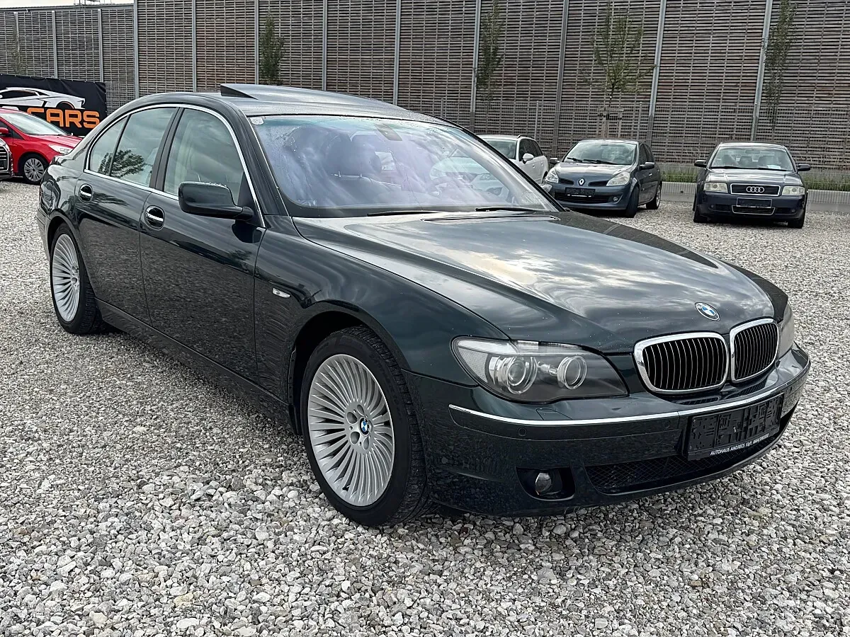 BMW 7 Series 2005 photo 3