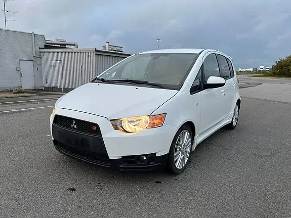 Mitsubishi Colt 2008 photo 2