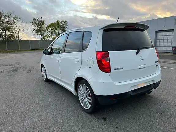 Mitsubishi Colt 2008 photo 5
