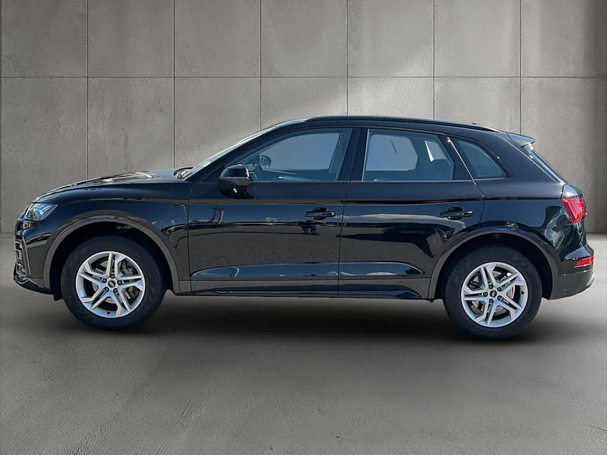 Audi Q5 2023 photo 3