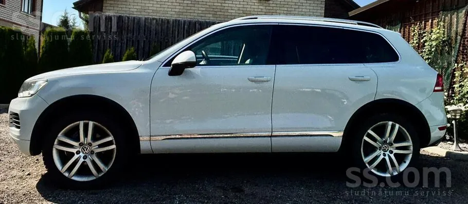 Volkswagen Touareg 2012 photo 4