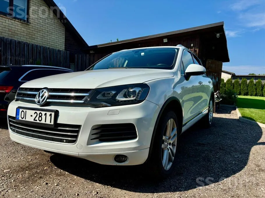 Volkswagen Touareg 2012 photo 2