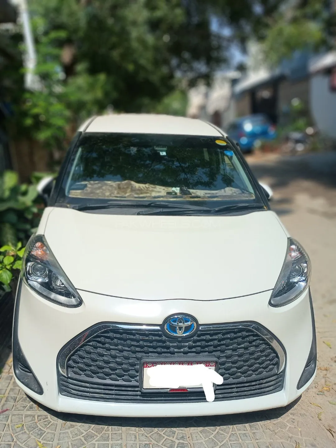 Toyota Sienta