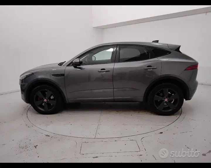 Jaguar E-Pace 2020 photo 3