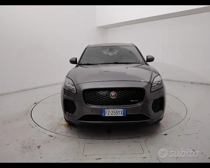 Jaguar E-Pace 2020 photo 2