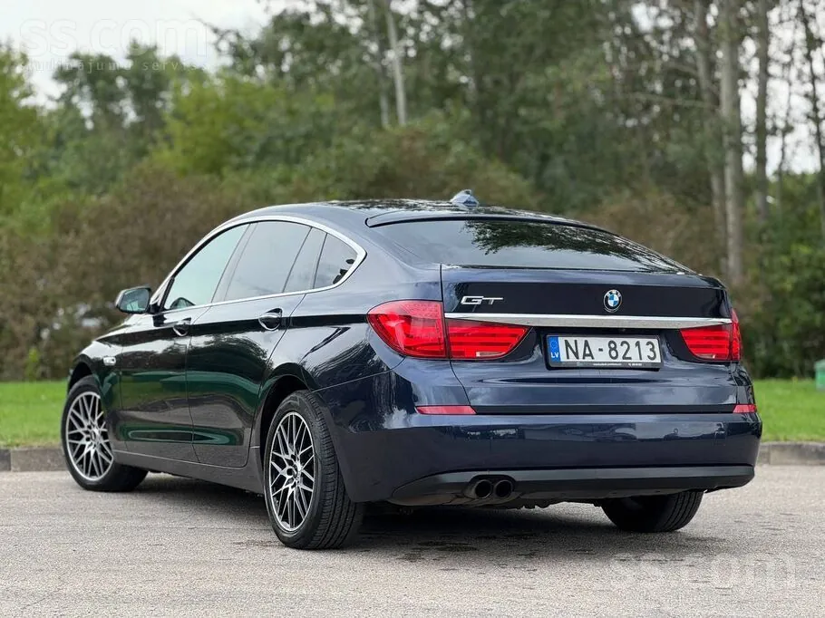 BMW 530 2010 photo 3