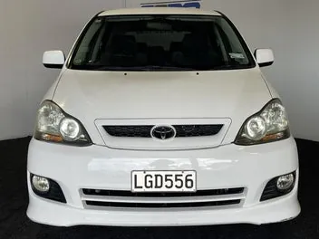 Toyota Ipsum 2004 photo 3