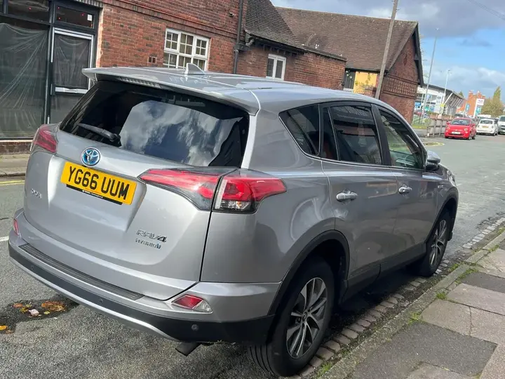 Toyota Rav4 2016 photo 4