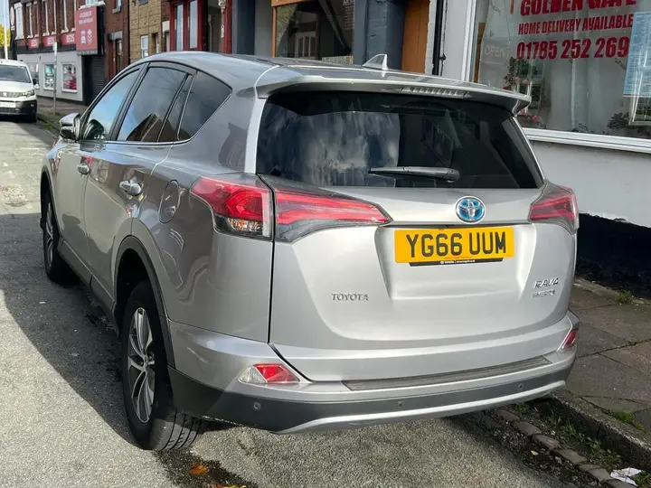 Toyota Rav4 2016 photo 5