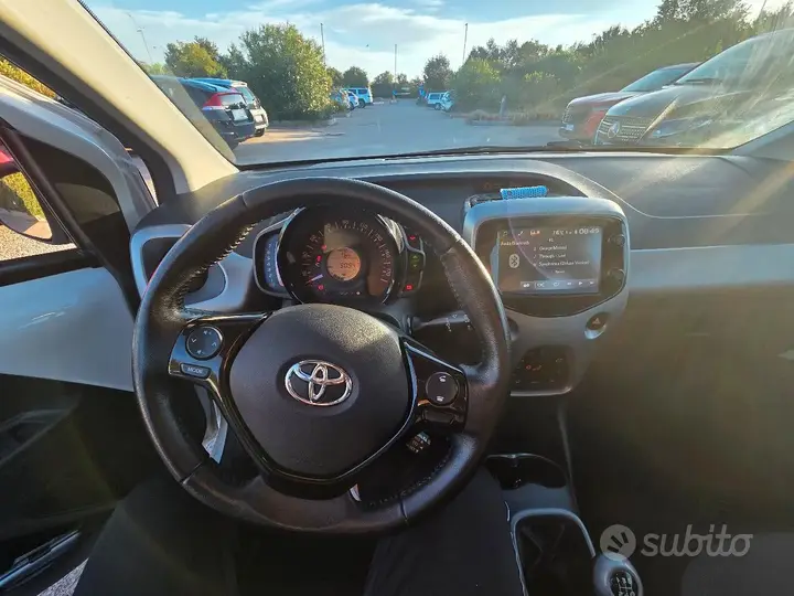 Toyota Aygo 2015 photo 5