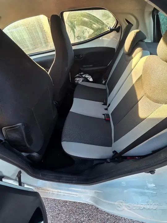 Toyota Aygo 2015 photo 3