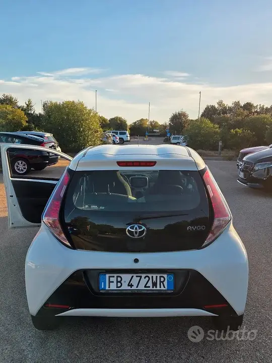Toyota Aygo 2015 photo 2
