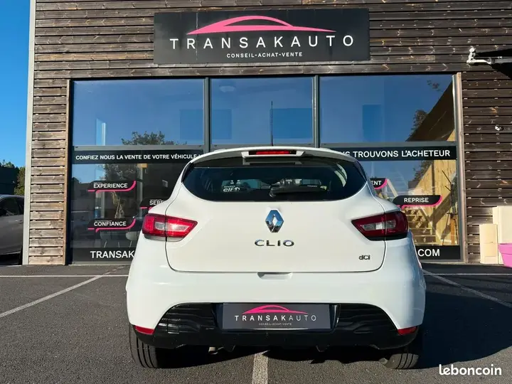 Renault Clio 2015 photo 4