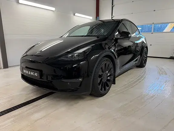 Tesla Model Y 2023 photo 4