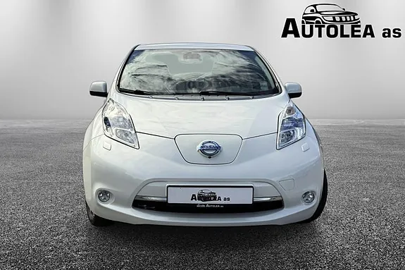 Nissan Leaf 2016 photo 2