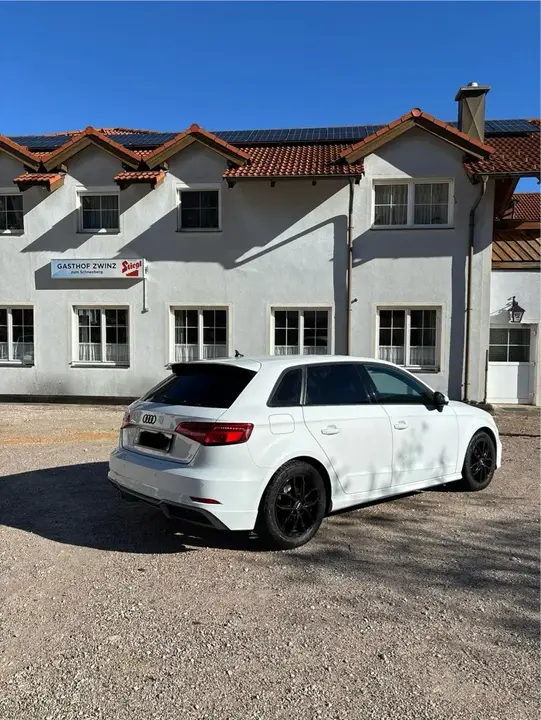 Audi A3 Sportback 2019 photo 2