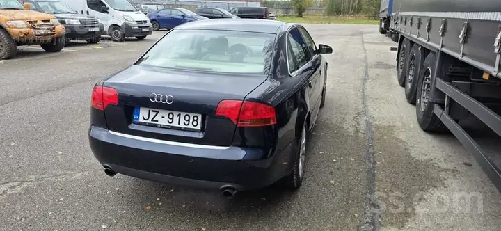 Audi A4 2007 photo 4