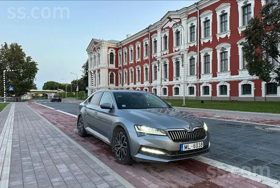 Skoda Superb 2020 photo 5