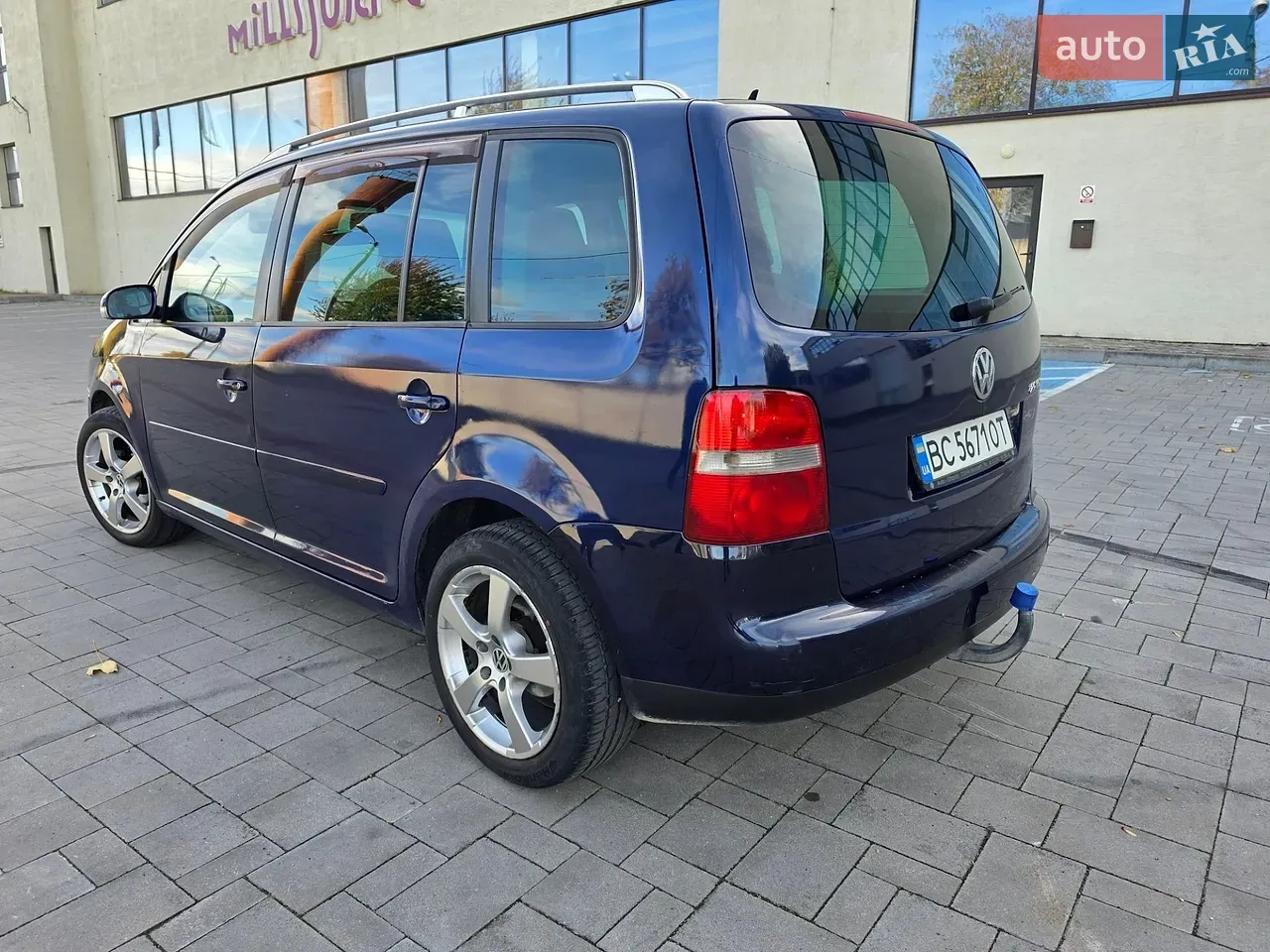 Volkswagen Touran 2003 photo 4