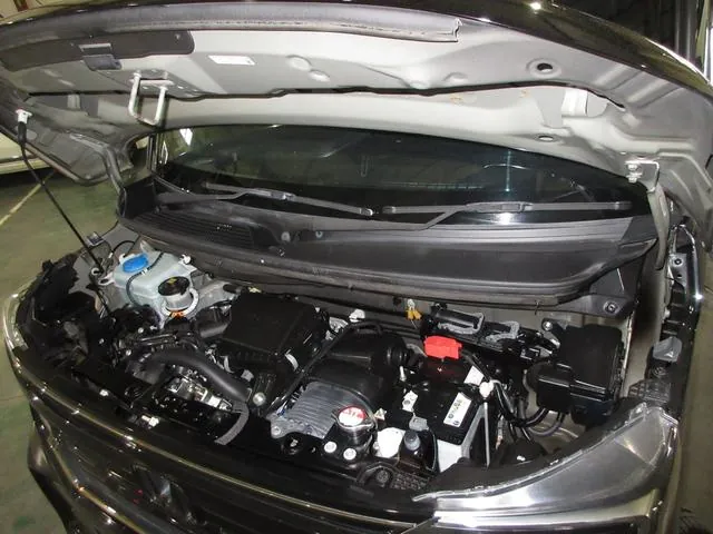 Honda N-Box 2022 photo 3