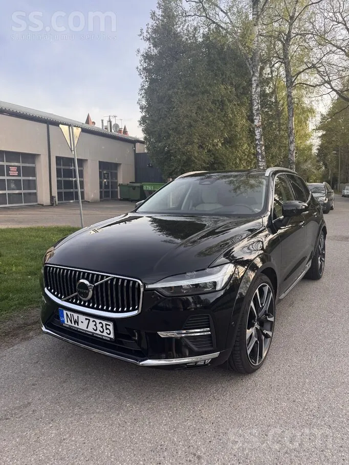 Volvo Xc60 2023 photo 2