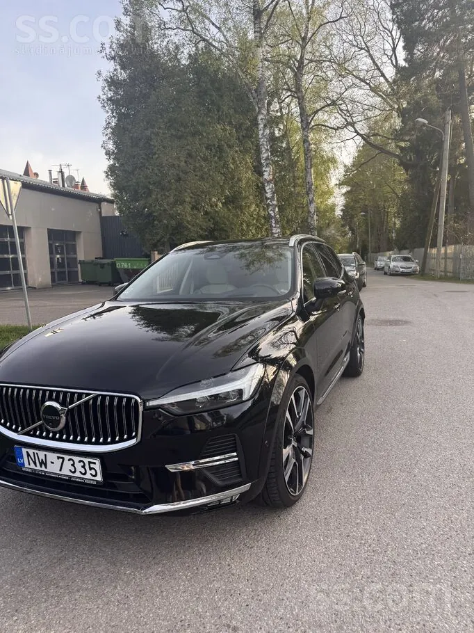 Volvo Xc60 2023 photo 3