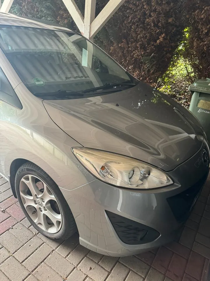 Mazda 5