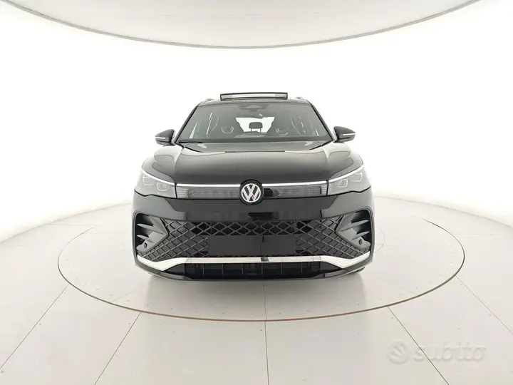 Volkswagen Tiguan 2026 photo 2