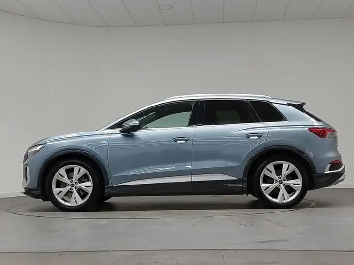 Audi Q4 E-Tron 2022 photo 4