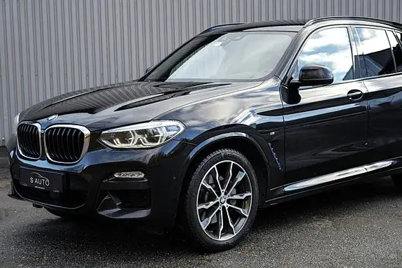 BMW X3 2019 photo 2