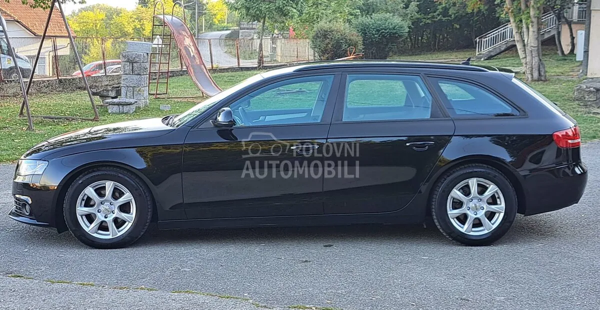 Audi A4 2009 photo 4