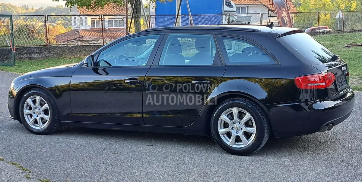 Audi A4 2009 photo 3