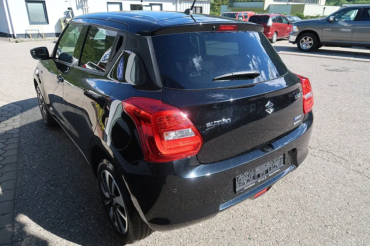 Suzuki Swift 2022 photo 3