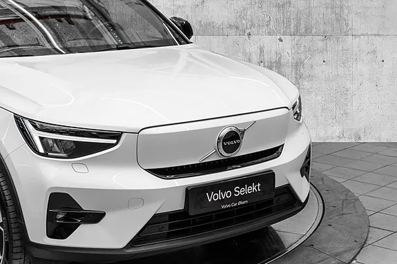 Volvo Ex40 2025 photo 2