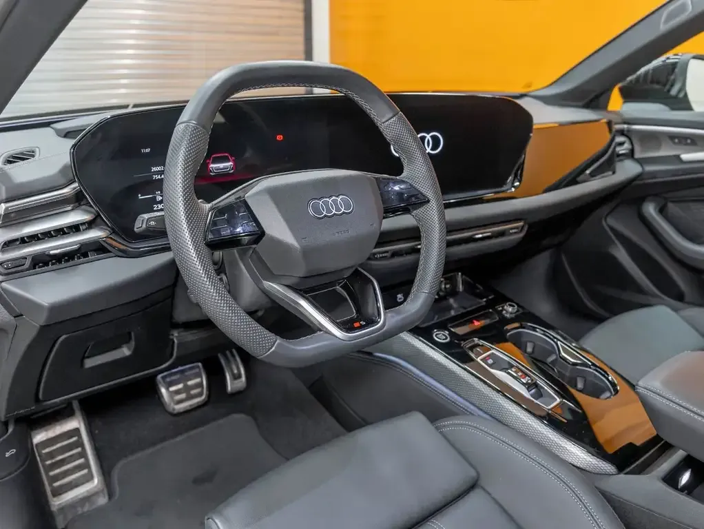Audi A5 2025 photo 2
