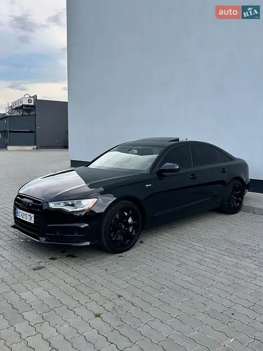Audi A6 2012 photo 2